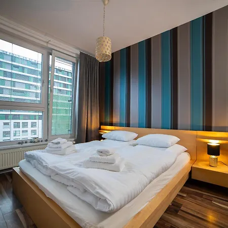 Viktoria - Castle View - Free Parking * براتسيلافا