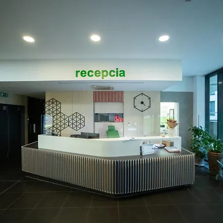 Viktoria - Castle View - Free Parking شقة *