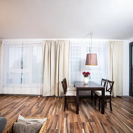 Viktoria - Castle View - Free Parking דירה